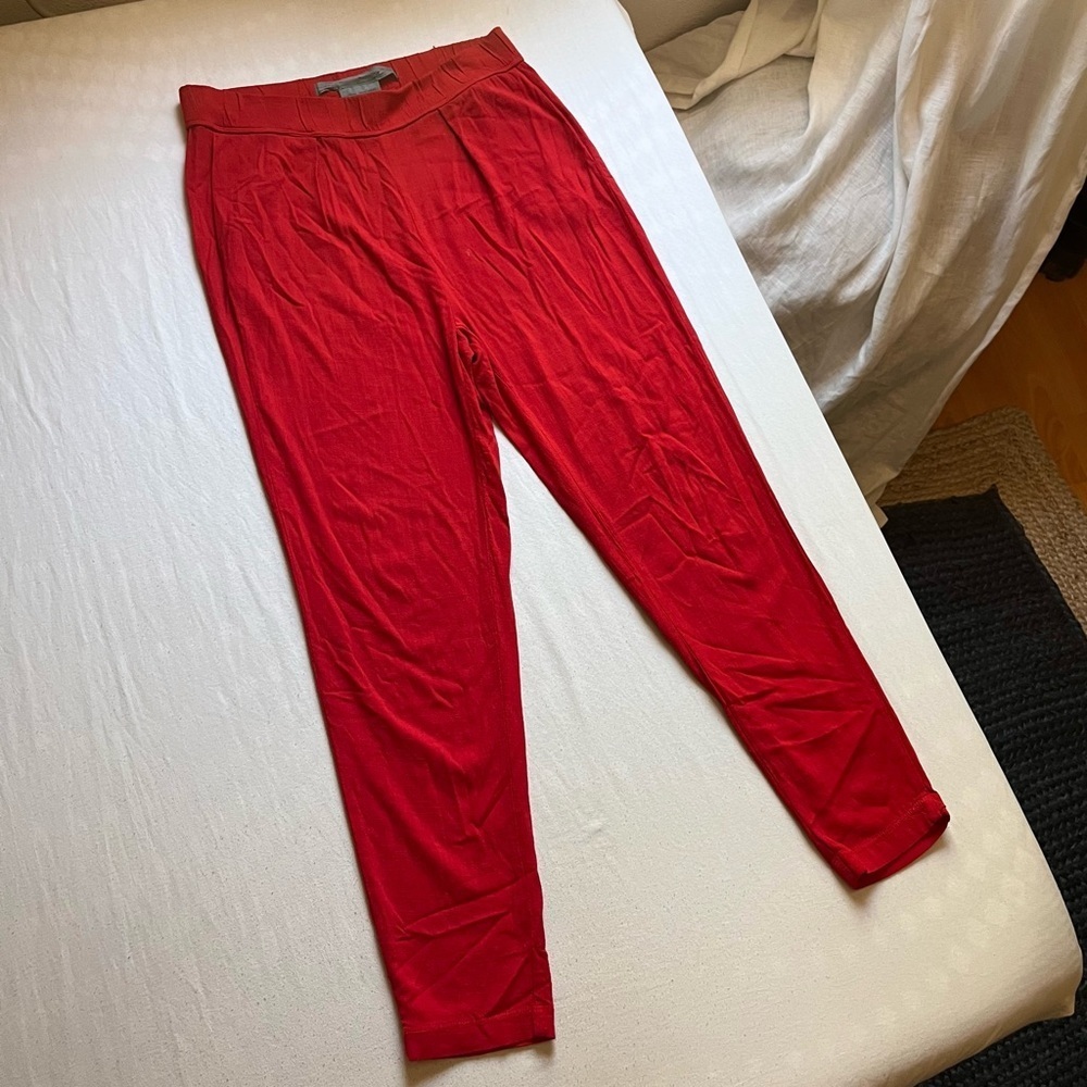 Raquel Allegra‎ red slim tapered leg cropped pants